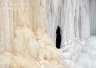 Frozen Minnehaha : frozen waterfall, minneapolis, minnehaha falls, minnesota